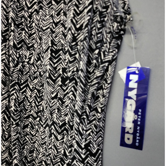 Peter Nygard Runched Sheath Dress Womens 10 Black White Sleek Modern Polished - Picture 5 of 11